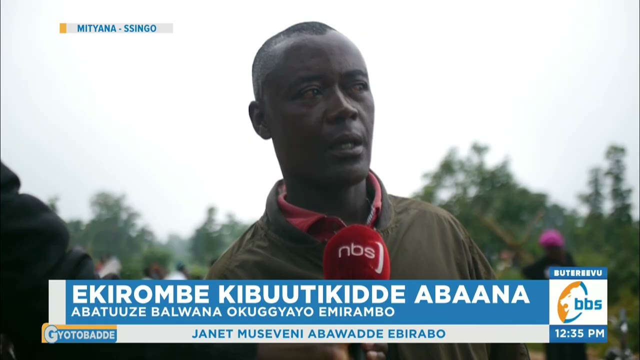 Kitalo!! Ekirombe Kibuutikidde Abaana Babiri Nebafiirawo , Abatuuze Balwana Okuggyayo Emirambo