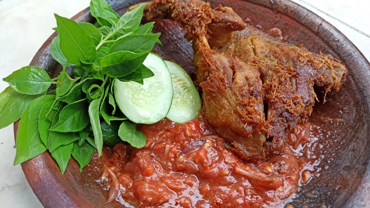 RESEP BEBEK GORENG LAMONGAN BESERTA SAMBALNYA @uus khasanah1