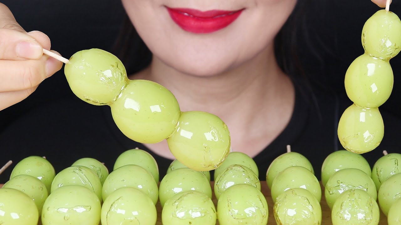 ASMR Tanghulu Candied Fruit Grapes 샤인머스켓 탕후루 Mukbang Kẹo trái cây フルーツ飴
