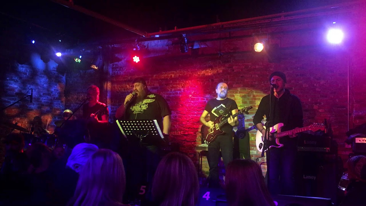 Acil Servis - Bebek ( RocknRolla Beylikdüzü 01.12.2018 )