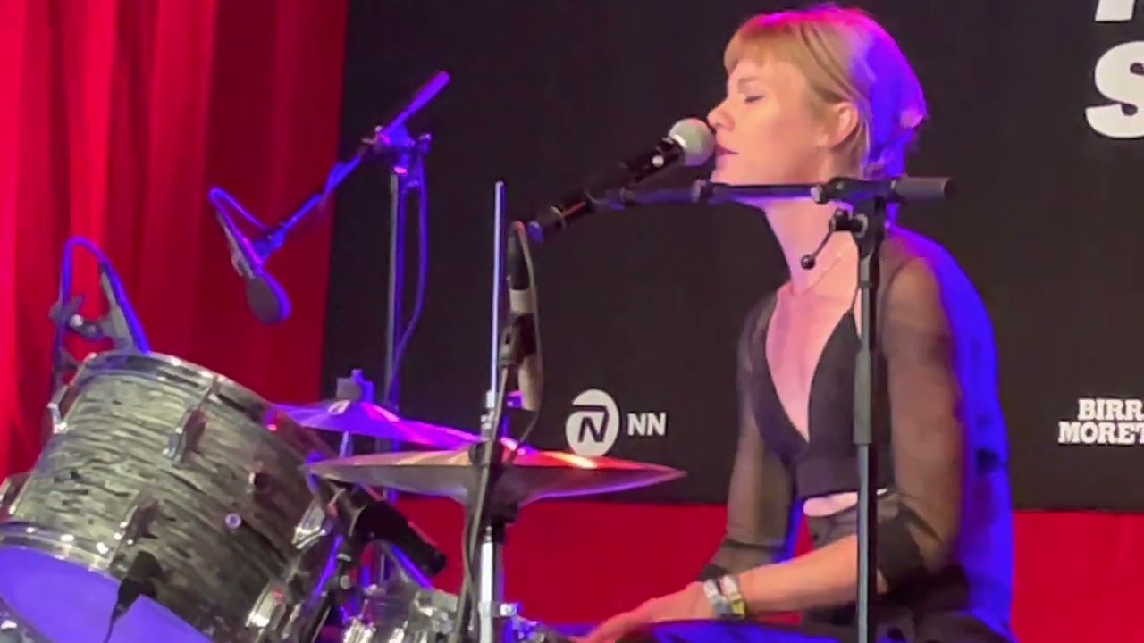 Trixie Whitley met Daniel Lanois op North Sea Jazz 2022