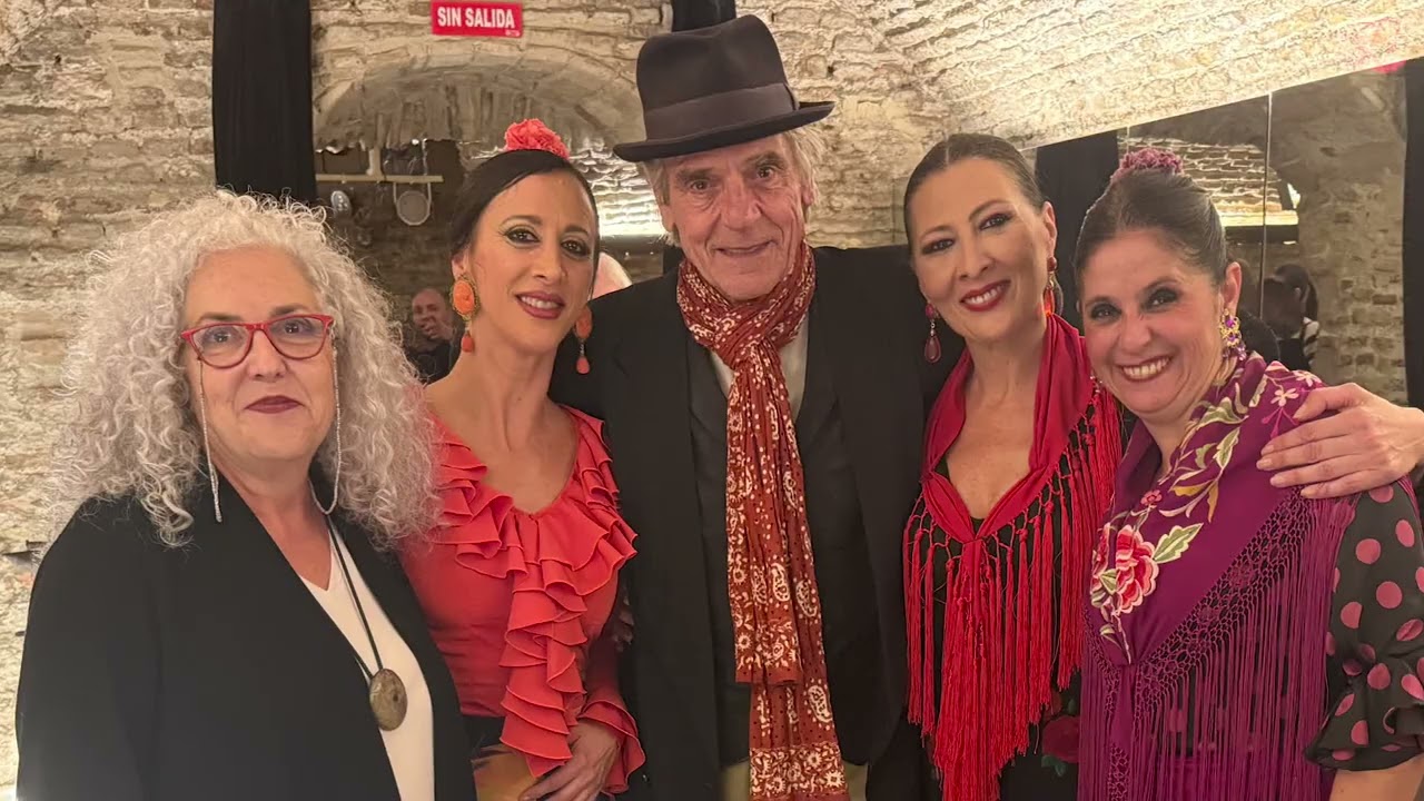 Visita de Jeremy Irons y David Puttnam al Museo del Baile Flamenco - 15/11/2024