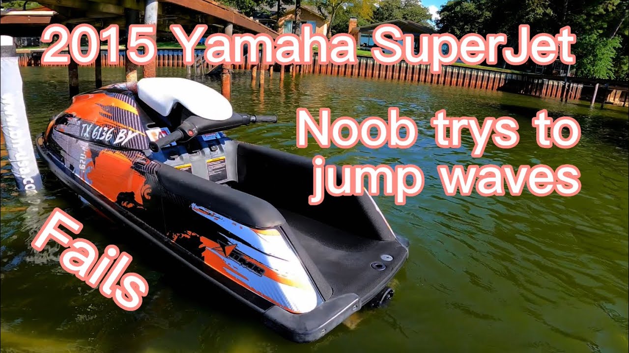 Newbie tries to drive a 2015 Yamaha SuperJet (fails, falls and more)