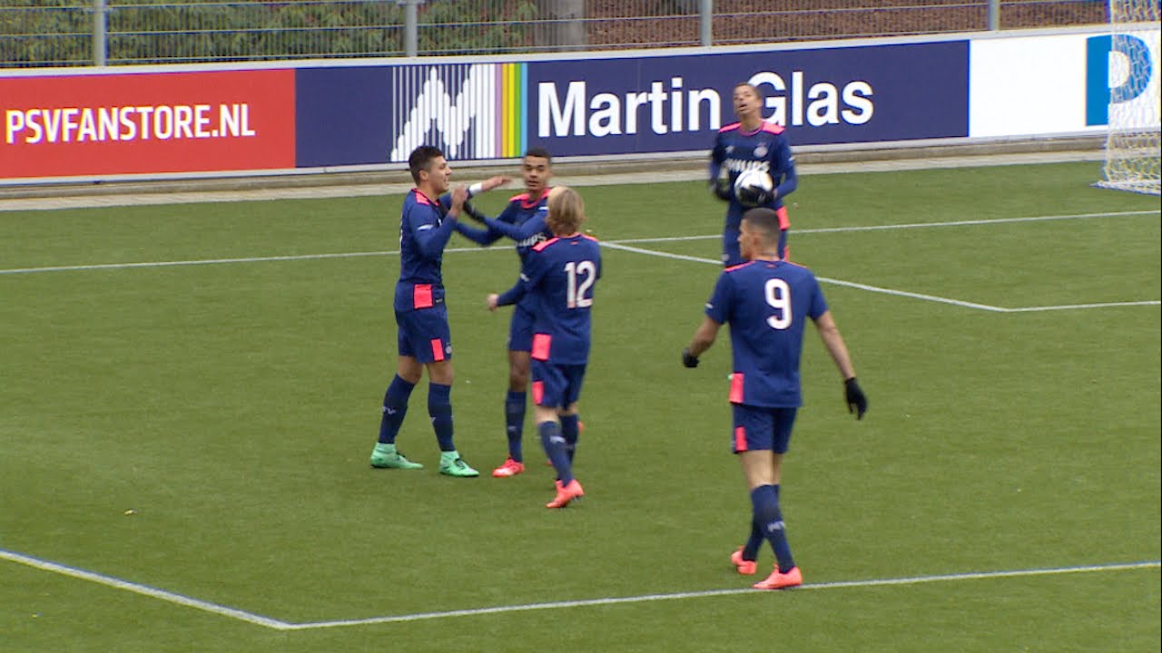 13-02-2016: PSV O17 - AZ O17