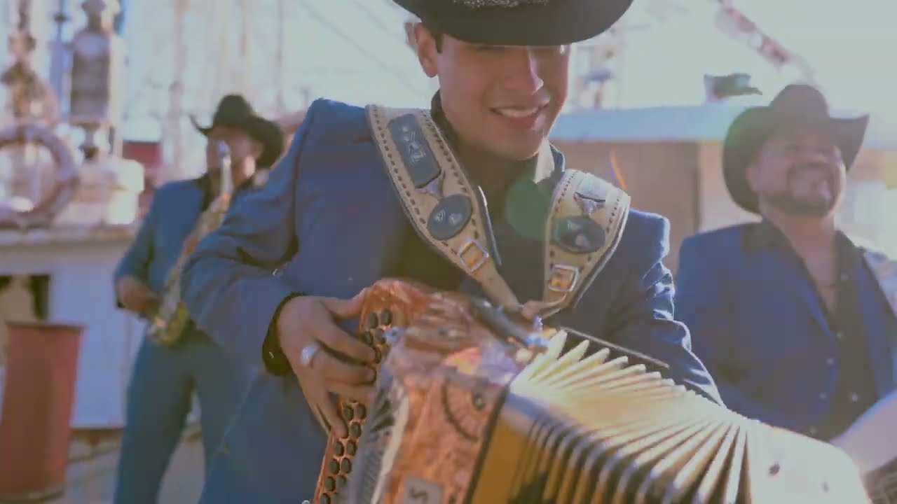 Pescadores de ensenada - Los Viejones de Linares (Video Oficial)