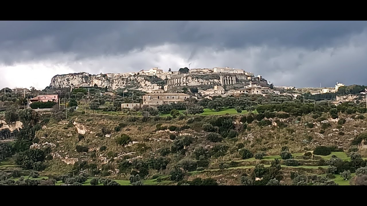 Gerace,  il Borgo incantato di Calabria