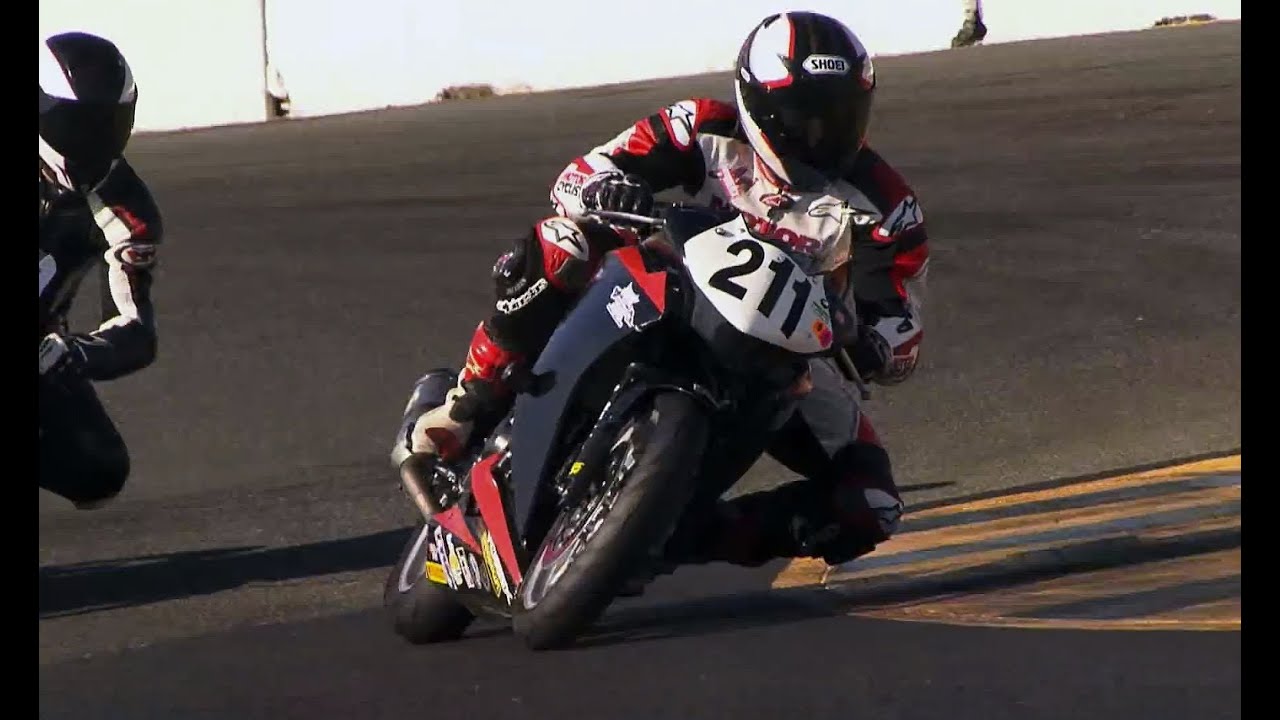 Modified Honda CBR250R Built For Production 250 Racing | On Two Wheels