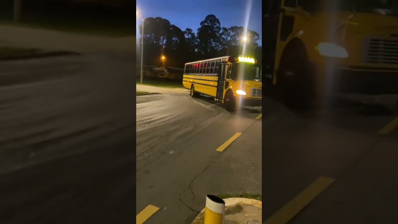 21&rsquo; Thomas C2 2106 Whipping📝 #schoolbus #thomas