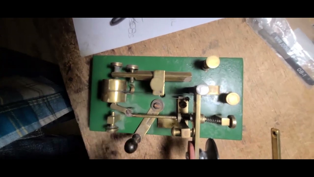 Homemade semi auto Dit and Dah bug key...And a,1909 Mecograph telegraph key.