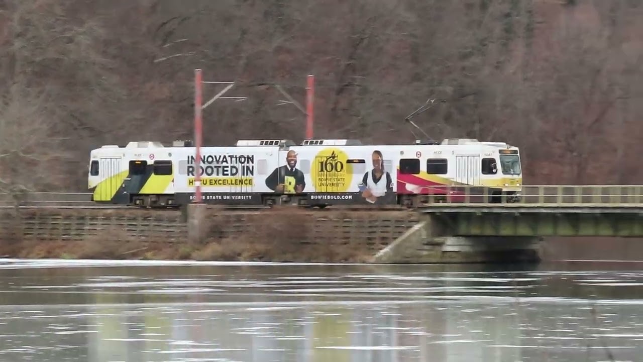 4 FAST LIGHT RAIL Trains SPEED ACROSS LAKE & THROUGH FOREST at Lake Roland Park in Baltimore, MD