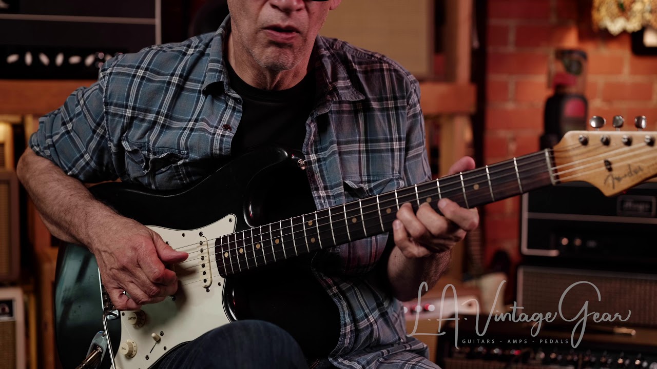 Magic Vibro Deluxe Amplifier & 1964 Fender Stratocaster Featuring Mark Goldenberg