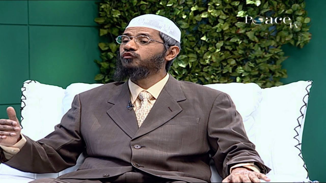 Does swallowing one's own saliva nullify the fast?