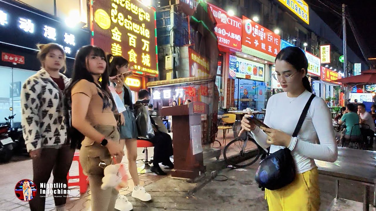 City Walk to the Golden Street China Town Phnom Penh 🇰🇭✨ | Chinese Food, Nightlife & More!