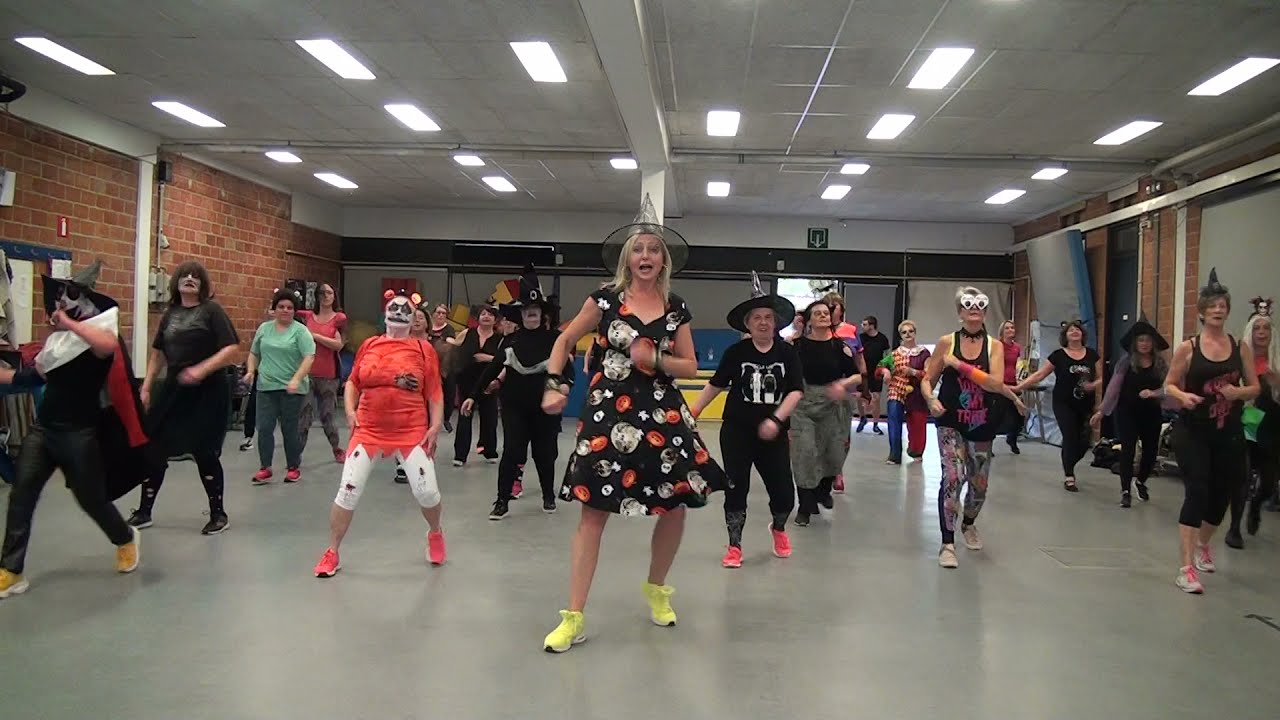 Zumba Gold - Halloween - merengue - La salsa du démon - Le Grand Orchestre Du Splendid