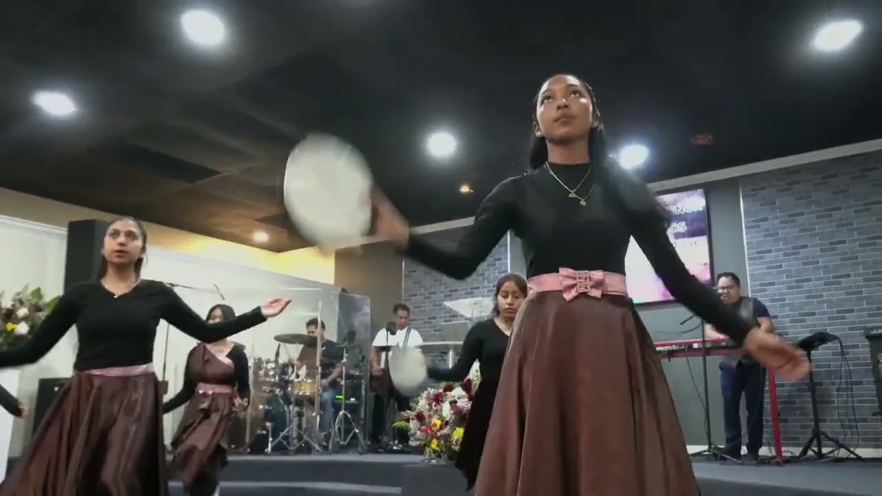 Jubilo medley- Suena el shofar, venid todos a celebrar, poderoso guerrero* la voz de mi amado