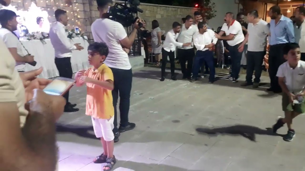 KULP TA MUHTEŞEM  HALAY MUSTAFA KIZIL ORTAYA ÇIKIŞ