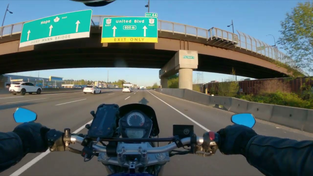 Suzuki SV650 multicam (4K raw footage)