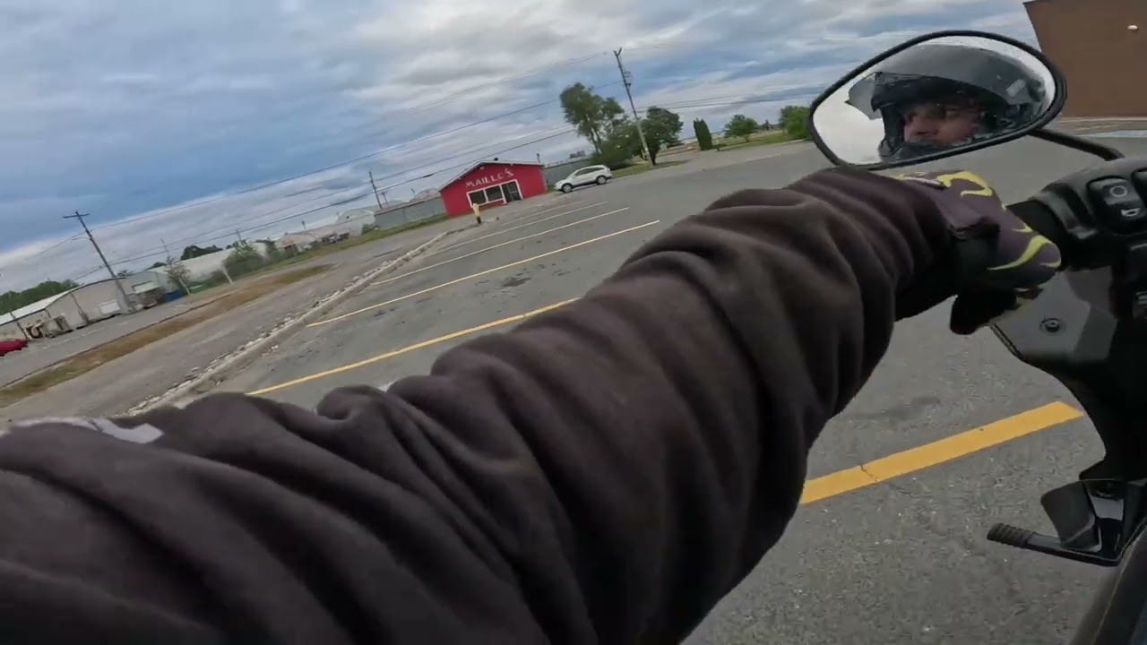 Low rider st