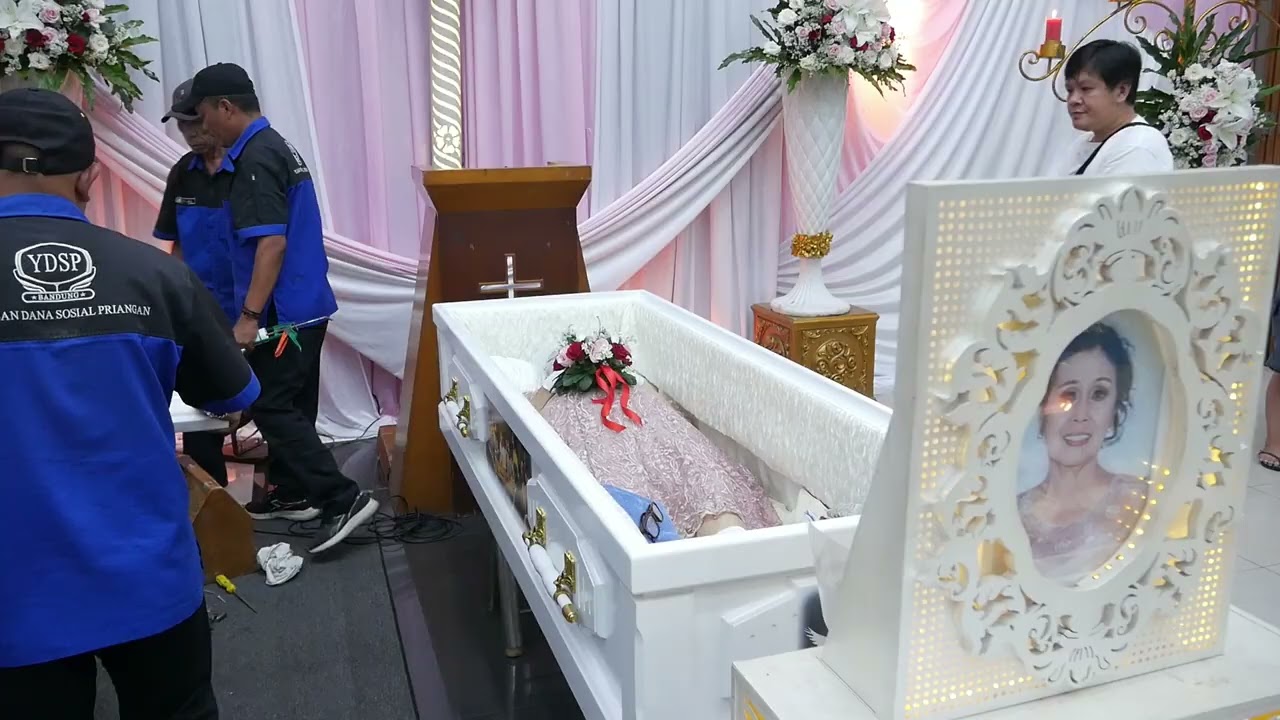 Video Clip Acara Kedukaan Ny Roharti