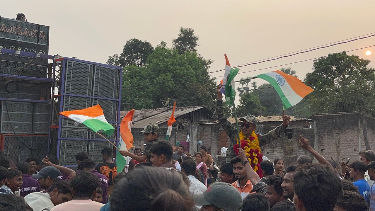 Army 🫡Boy जवान कि आनी की ख़ुशी में सभी का प्यार तो देखो 😍