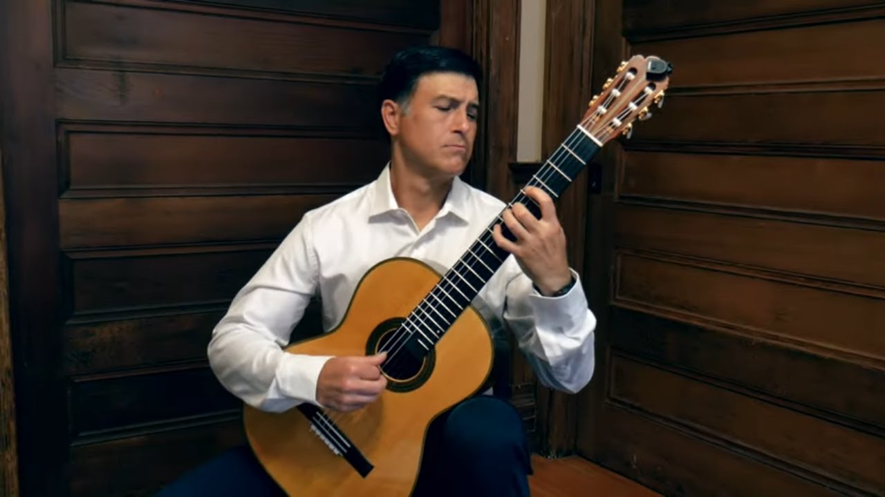 Julia Florida by Agustín Barrios Mangoré - Leonardo Garcia