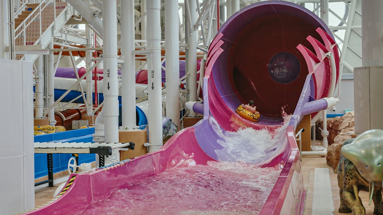 Flying Saucer FUNNEL Water Slide at Studio City Macao