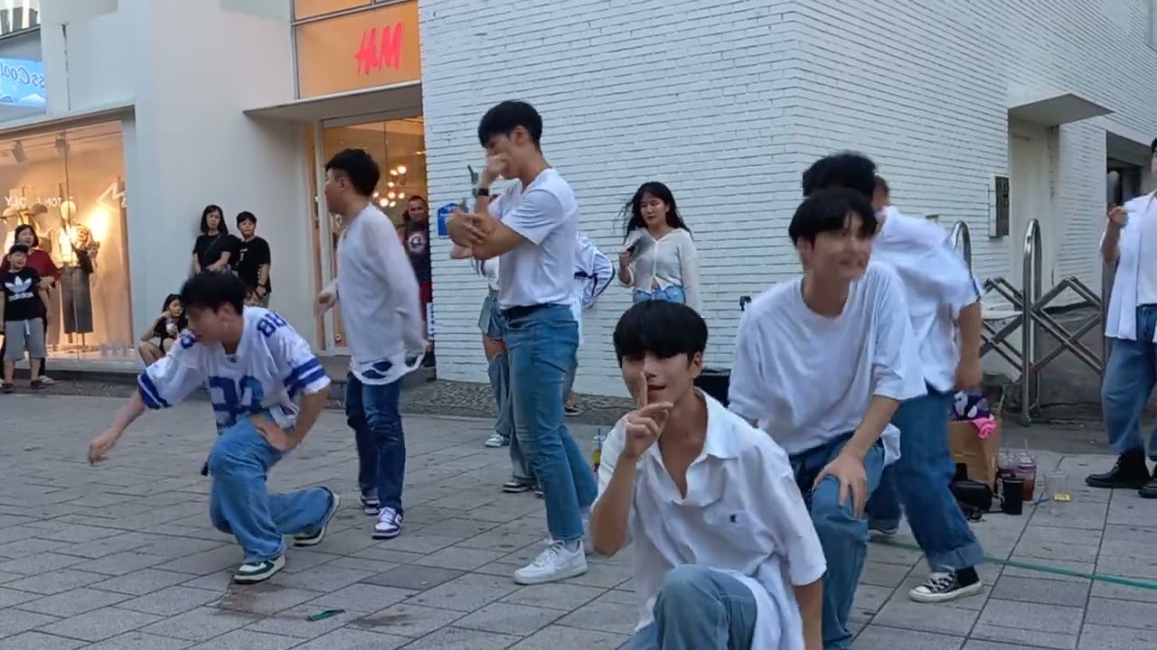 홍대 버스킹 팀 HAF(고공비행)ver.돌팔이