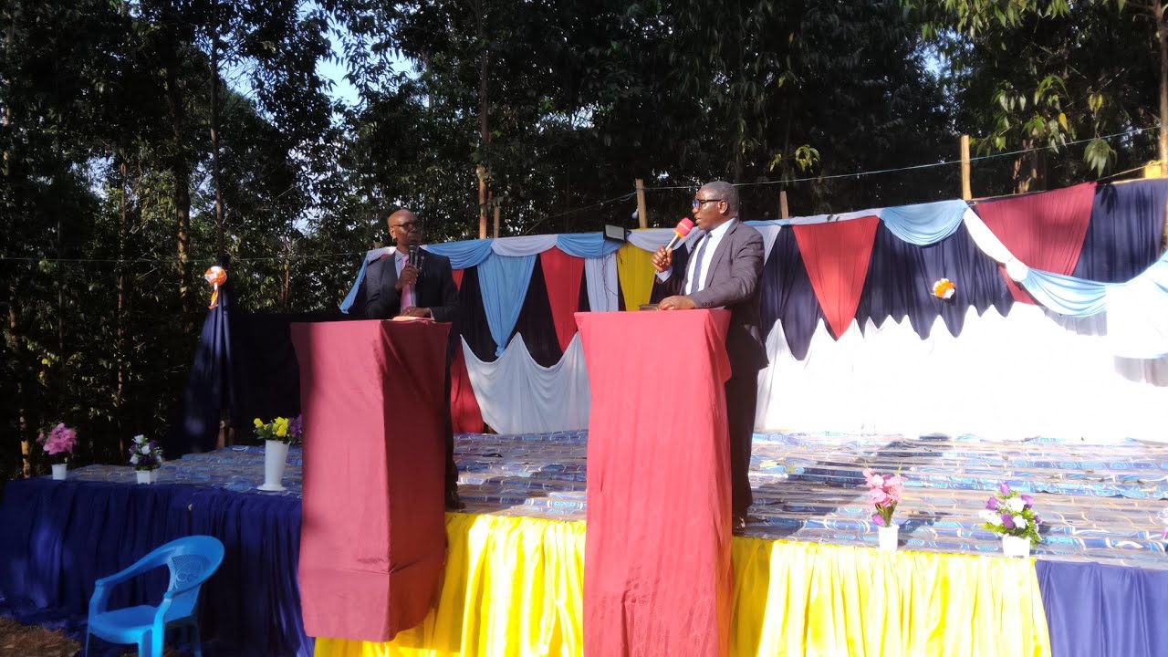 Bishop Ezekiel Ndubi at Emenwa Market Crusade organized by Janzo Thomas.