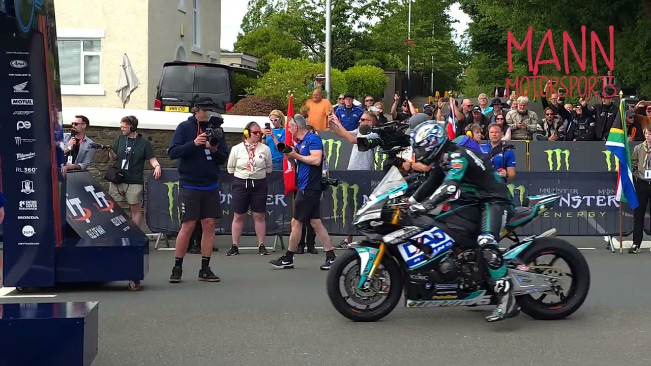 Isle of Man TT 2024 🇮🇲 Countdown to RST Superbike TT Race with Top 10 Bikes on Start Line
