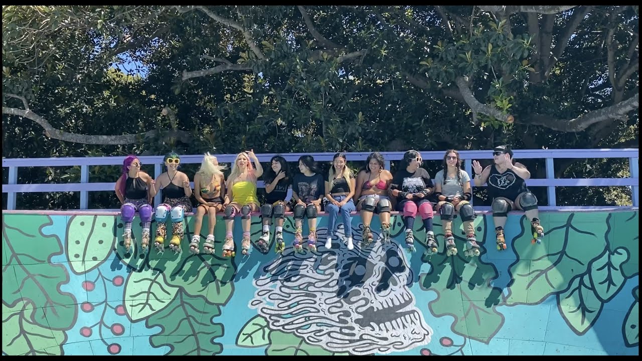Roller Skating at Orchid Skatepark 🌸 🌺 🥕