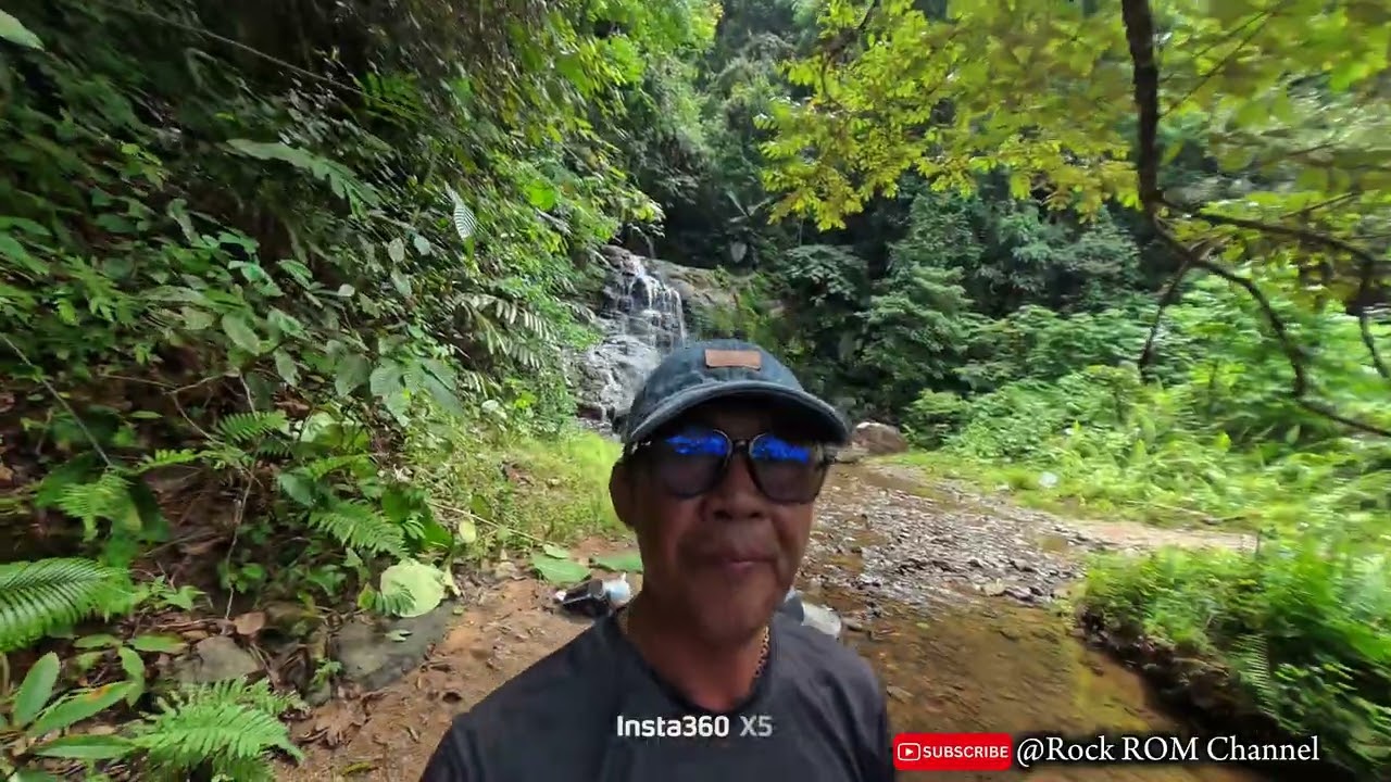 Menikmati bahagian pedalaman melalui jalan balak lama,sungguh menyeronok kan sekali.