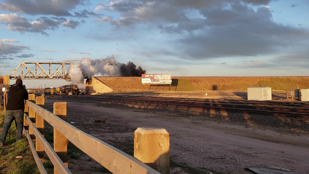 UP4014 at CP511 in Cheyenne - Test Run