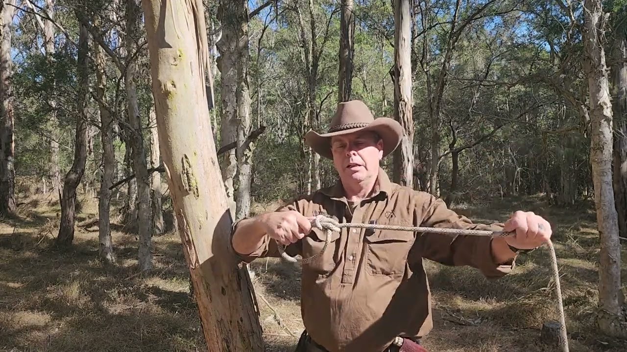 Easiest way to tie the Bowline knot. Fool proof method.