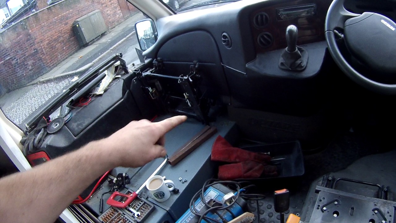 Alero 4 - Front Seats