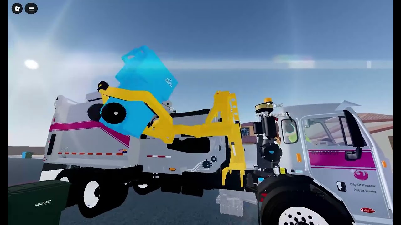 @GarbageTrucksInAction 's grey scorpion on Recycle! (Short Vid)