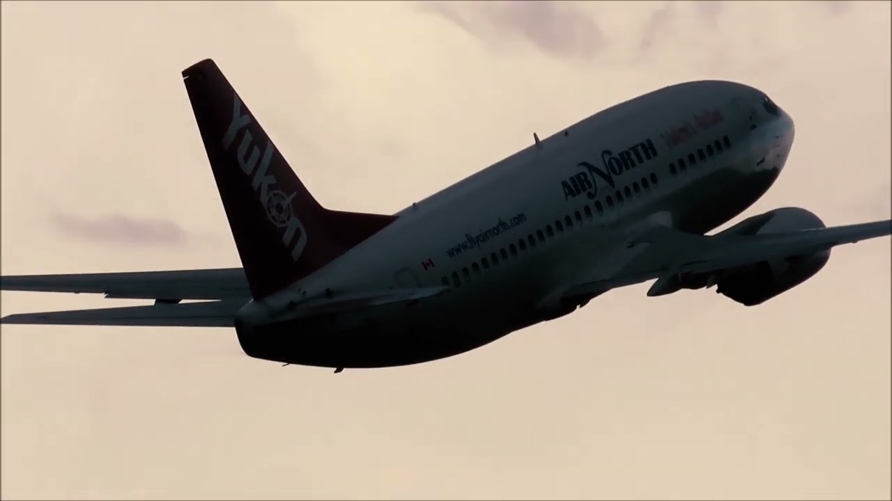 Plane spotting at Calgary International Airport YYC June 18, 2022