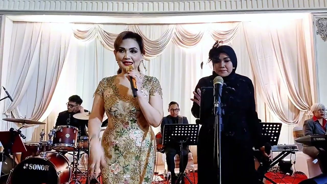 Nia Daniaty - Mardua Holong