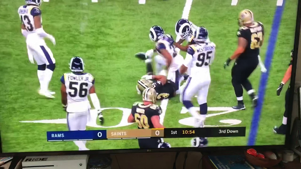 Michael Thomas pants down camera switch!