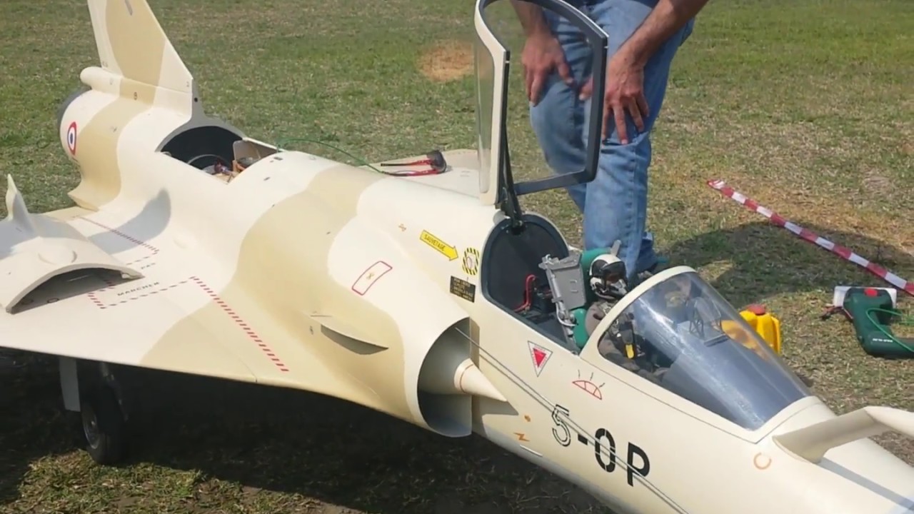 Mirage 2000 by Aviation Design Pilota Marco B. della Arolab video www.casadelmodellismo.com
