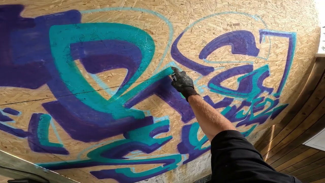 Graffiti Piece and Old School Character for Mariskush
