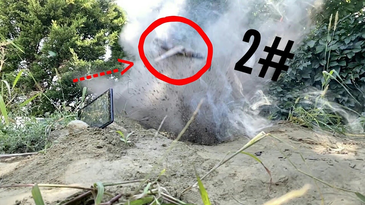 Big Explosion (In Slow Motin) (small but effective) 02