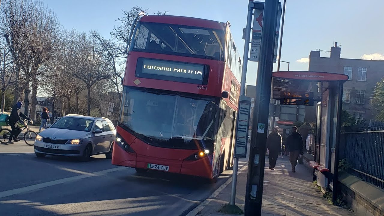 Buses in Hackney 