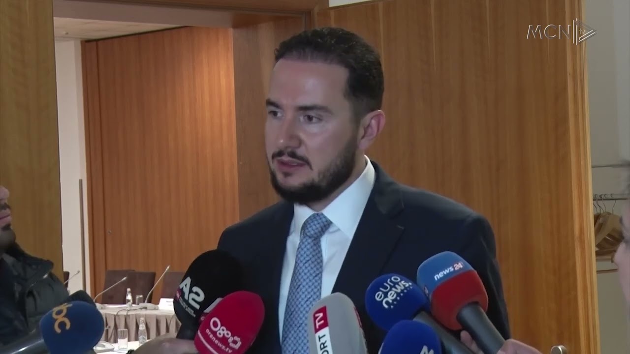 “Berisha dekurajon votuesit”, Salianji me intelektualët: Është shkelur statuti i partisë