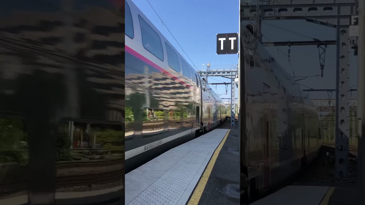 #indianrail #rail Le song des TGV RESEAU DUPLEX in ui en gare font un bruit magnifique  R&deg;608 & 611.