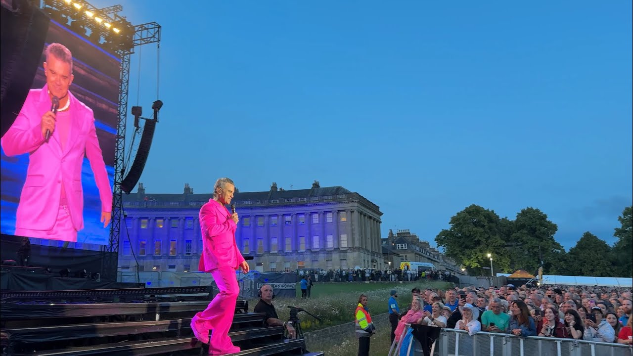 Come Undone - Robbie Williams - Royal Crescent, Bath, UK, June 14, 2025