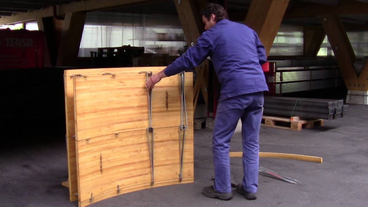 SAM moulding system assembling
