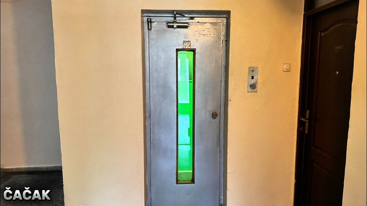 INNER DOORLESS & EPIC Lightly Modernized RADNIK Lift at Nemanjina 43, Cacak, Serbia