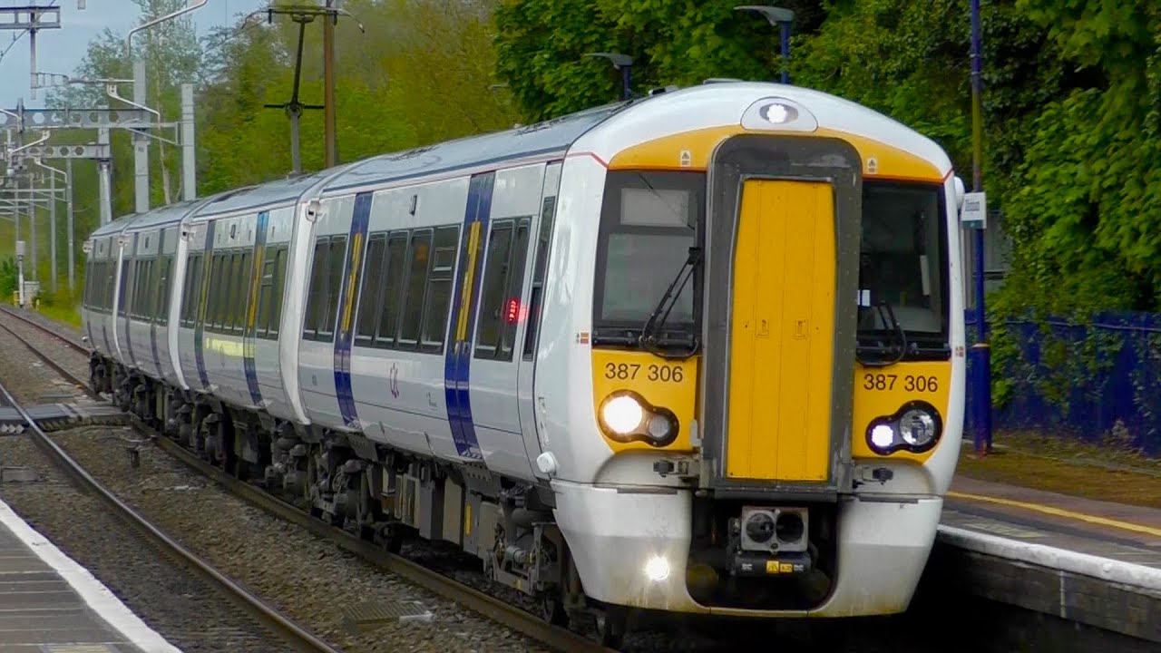c2c Class 387s - 387302 , 387306 & 387301 On Hire To GWR On Reading - Newbury Services - May 2021