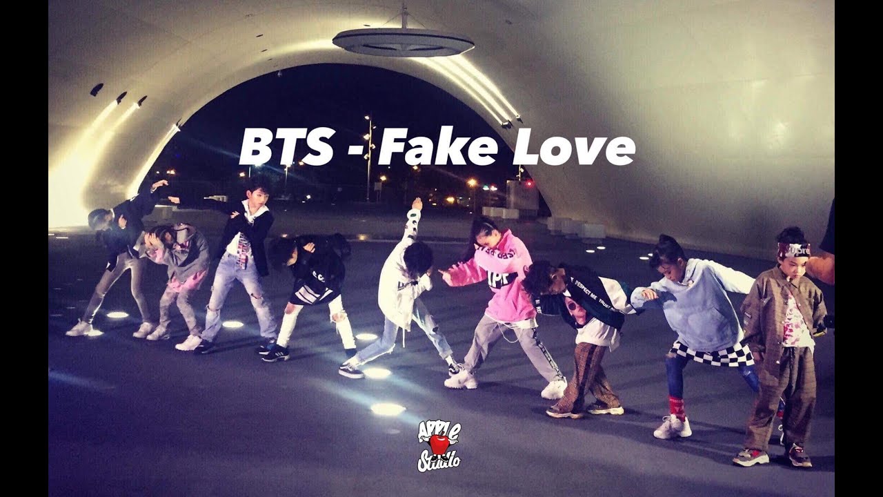 Apple Studio - 방탄소년단 (BTS) - Fake Love 댄스커버 dance cover in  Taiwan
