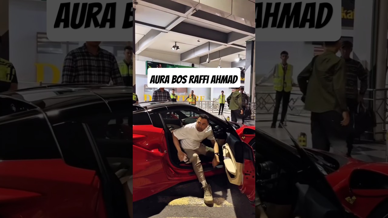 Aura Bos Raffi keren Banget dengan mobil mewahnya